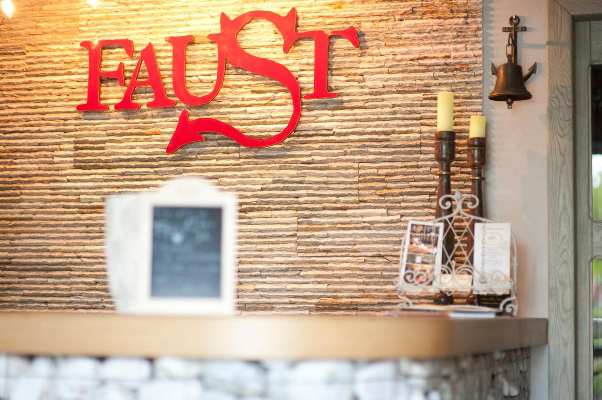 Apartamenty Faust Елк Екстер'єр фото